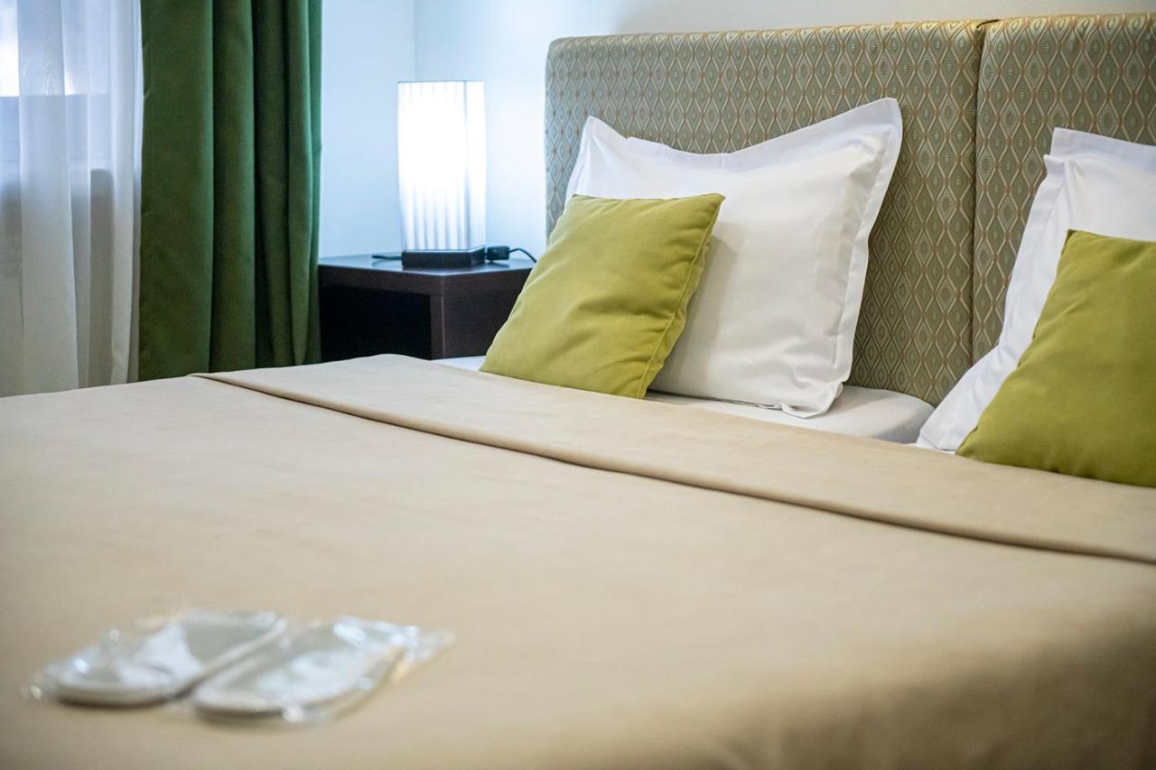 Apart Hotel Gh Tbilisi Zewnętrze zdjęcie